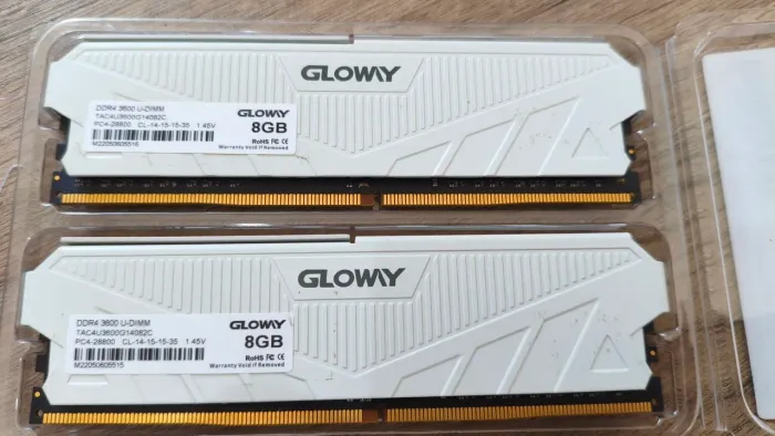 Memória RAM DDR4 Gloway 16GB (2x8GB) 3600mhz CL14 B-DIE