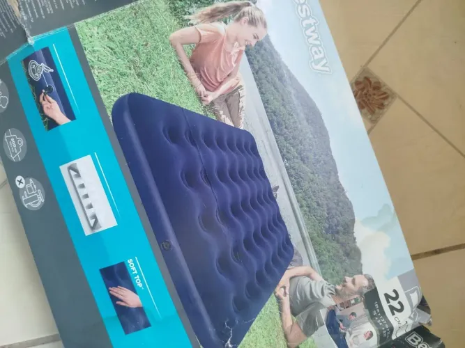 Colchão inflável - fácil de transportar