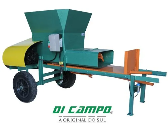 Ensacadora Compactadora de Silagem Gaúcha