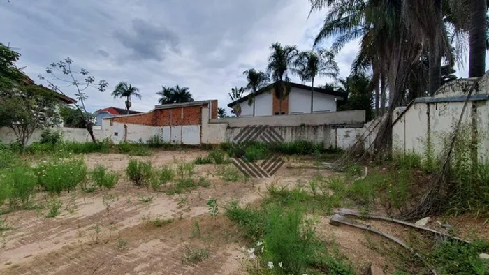 Terreno à venda, 807 m² por R$ 950.000,00 - Condomínio Village DAvignon - Sorocaba/SP