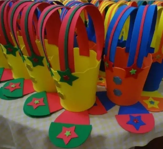 Centros de mesa circo e patrulha canina