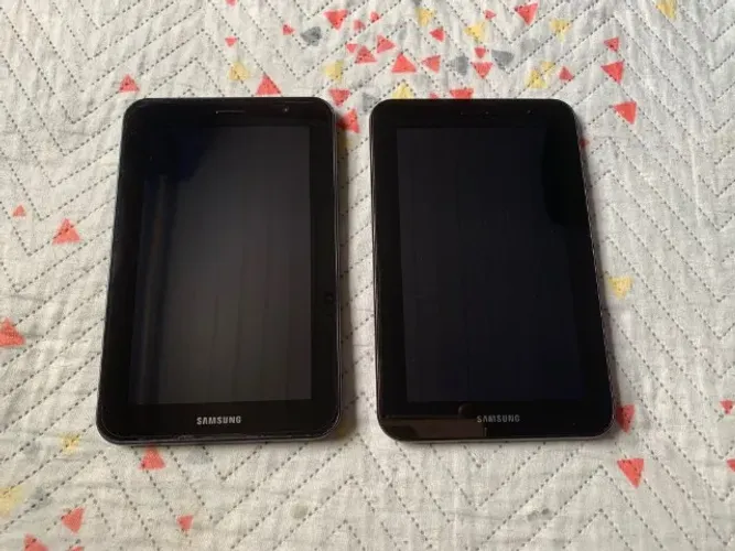 02 Tablets Samsung GT 6200 No estado (Não estão lIgando) Para Reparo Ou Peças Os 2 Por 199