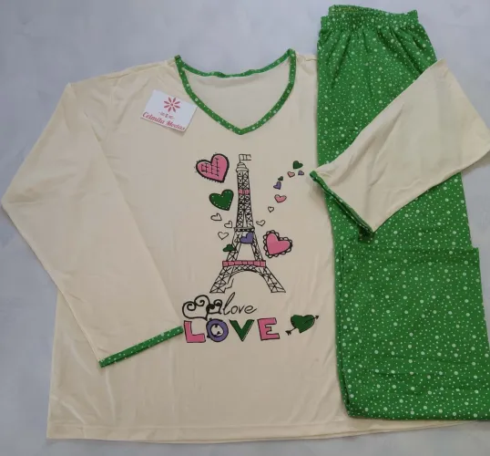 Pijama feminino plus size com estampa