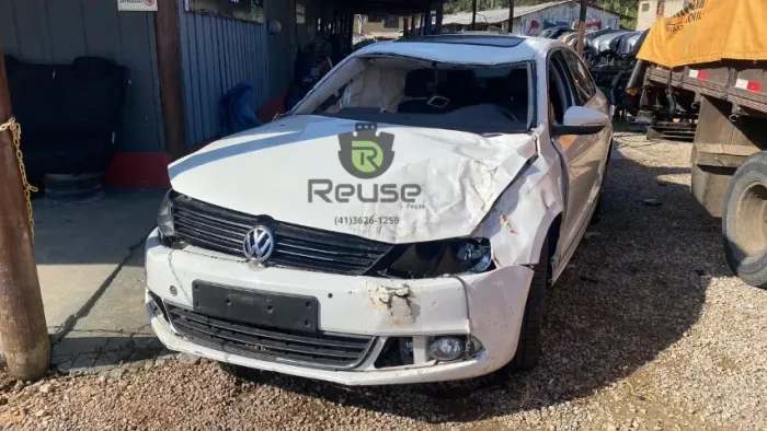 Sucata Volkswagen Jetta Tsi 2.0 2014 2015 EA888 Dq250 Retirada de peças Cambio Motor