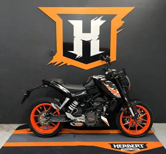 Motos KTM Duke no Brasil