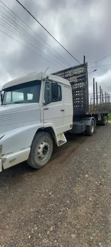 Mercedes 1630 ano 94 com carreta randon 2 eixo 96 florestal 