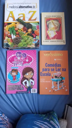 Livros diversos.