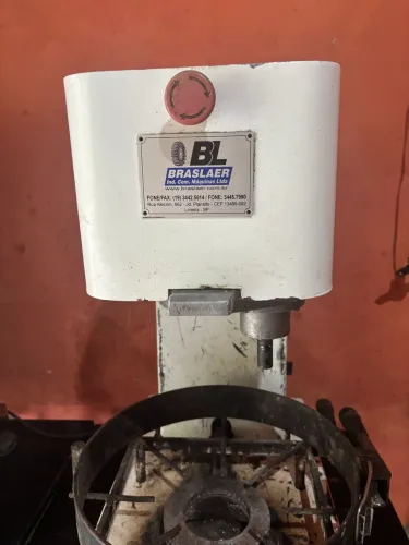 Vendo máquina de fazer doces e recheios 