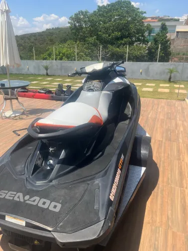  Vendo Jet Ski Sea-Doo GTX 155 - Ano 2011 / Modelo 2012
