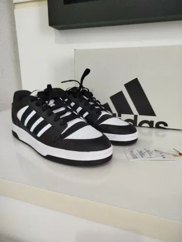 Tênis Adidas break start low 40