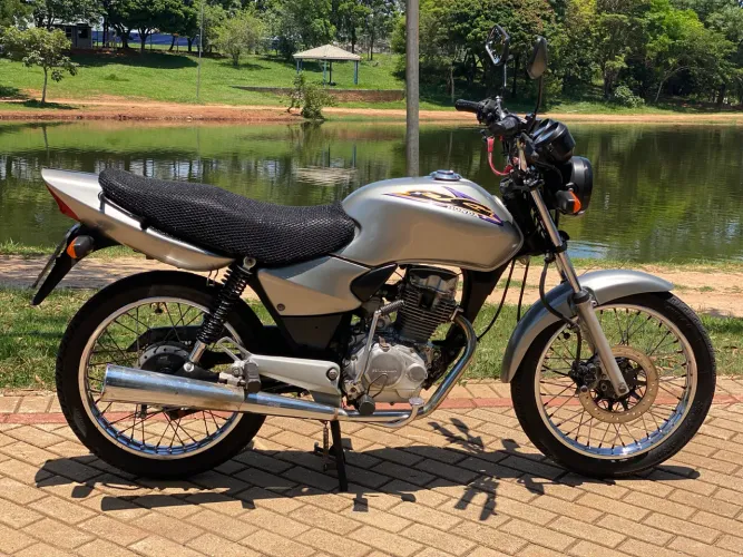 Motos Honda CG 2003 no Brasil