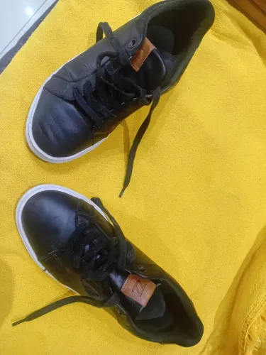 SAPATENIS FEMININO AREZZO EM COURO 