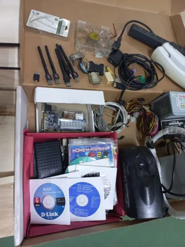 LOTE DE PEÇAS DE COMPUTADOR MAIS DE 20 ITENS