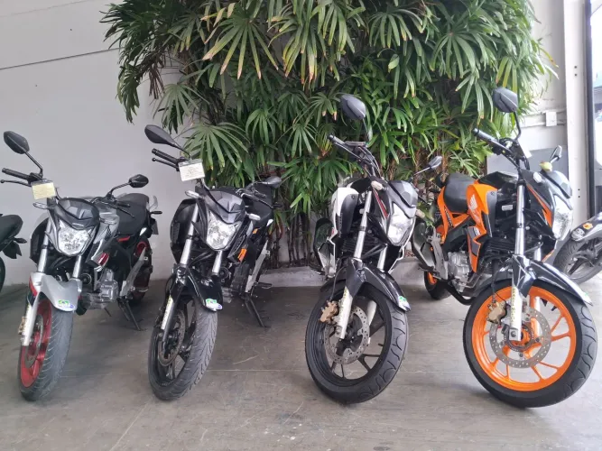 CB250 Twister 2019 e 2020 Pra escolher