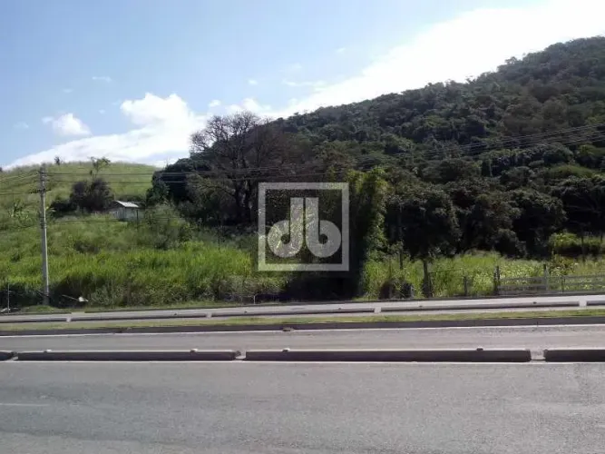 Excelente investimento. Juntinho BRT. Estrada do Magarça. Terreno plano 35051m2. Oportunid