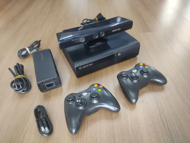 Xbox 360 SUPER SLIM 500GB Destravado RGH 