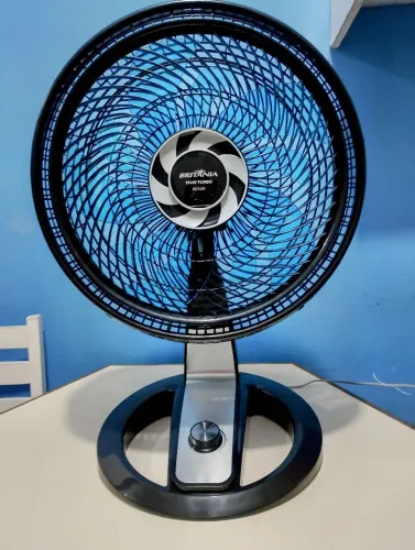  Ventilador Britania BVT491 (Novo) 48 cm. 174 Watts.  Turbo. Hélice de 10 Pas