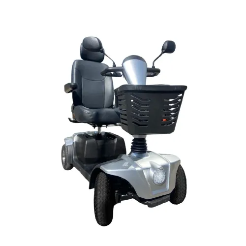 Scooter / cadeira de rodas motorizada eletrica a bateria