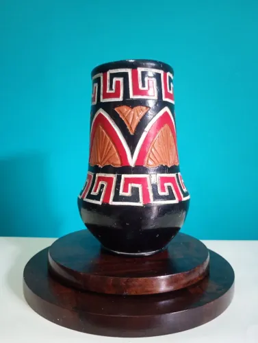 Antigo e Lindo Vaso / Floreira em Cerâmica Marajoara