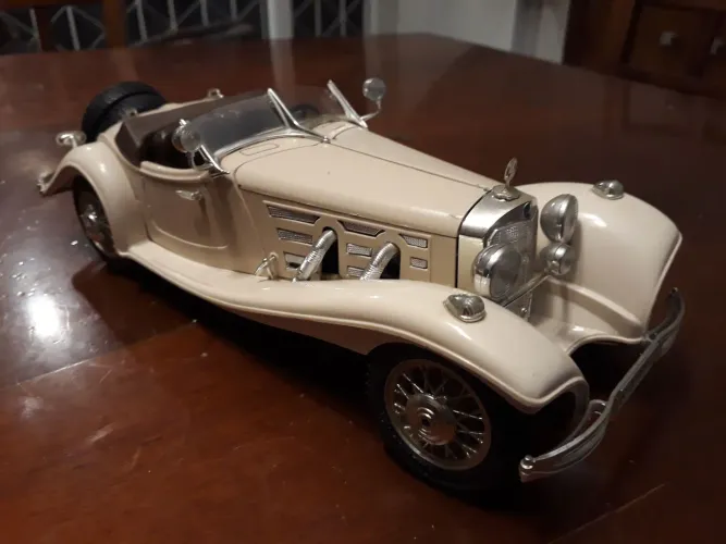 Mercedes Benz 500K Roadster Burago 