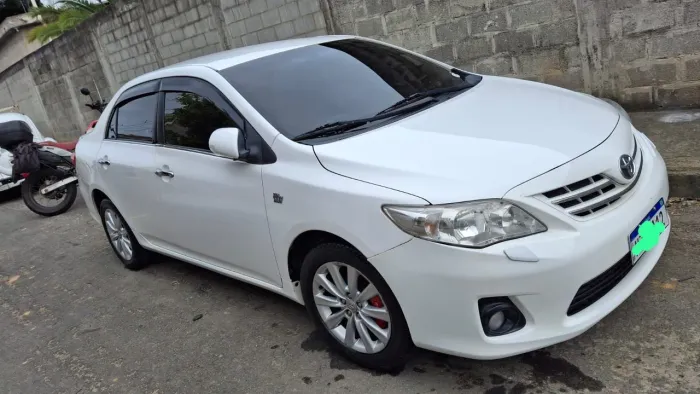 Toyota Corolla Altis 2.0 Flex 16V Aut. 2012