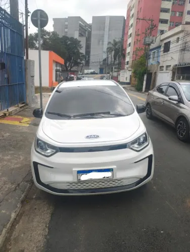 JAC E-JS1 62cv 5P Aut. (elétrico) 2023