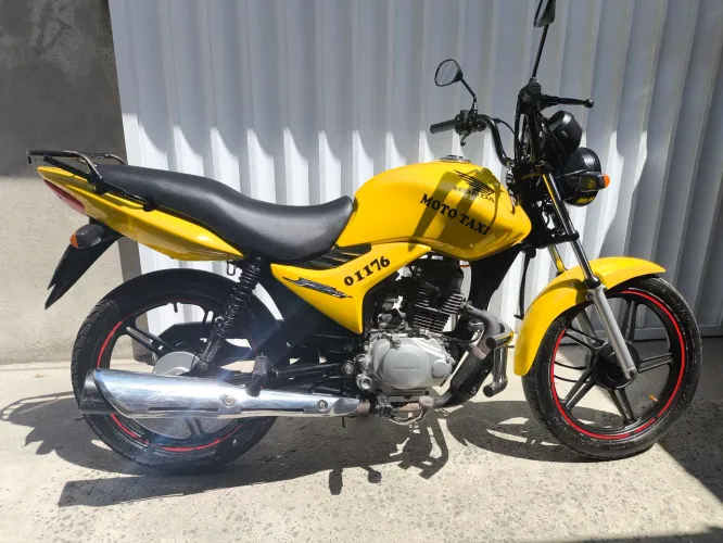 MOTO DISPONÍVEL/ALUGUEL 