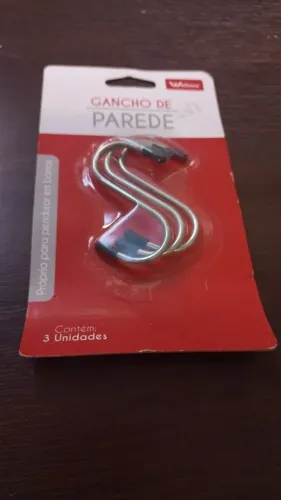  Ganchos de parede da marca Wellmix.  3 UNIDADES em formato de "S". ORGANIZAÇÃO- SUPORTE