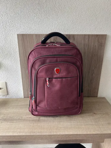 Mochila Notebook Academia Viagem impecável Zíperes ok ! Campinas-sp