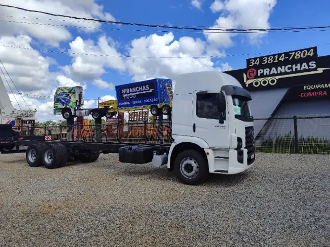 Volkswagen 24.280 6x2 Prime