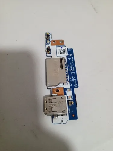 Placa filha Lenovo Yoga 520-14IKB. 80X8004YUK USB