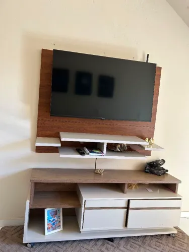 Rack com painel