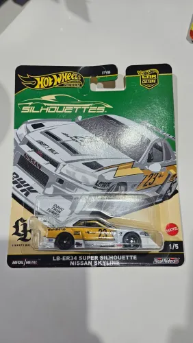 Hot wheels Premium Nissan Skyline LB-ER34