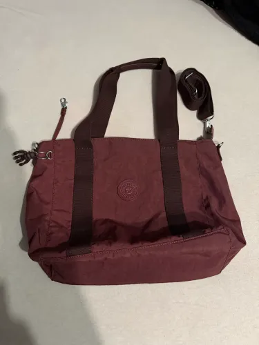 Bolsa Kipling Asseni S vinho