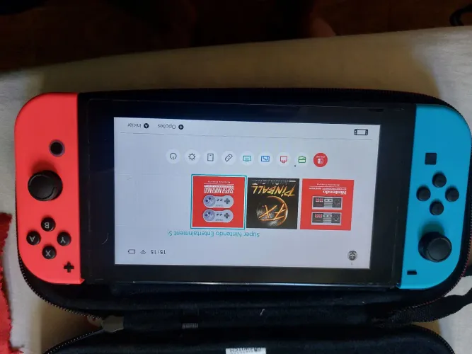 Vendo nintendo switch com 4 jogos