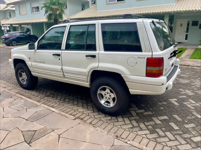 Jeep Grand Cherokee Laredo 4.0 Aut. 1997
