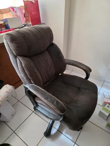 Cadeira Presidencial para cobrir.