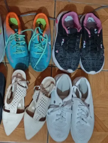 Casaco de Frio E Sapatos