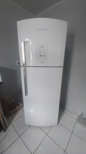 Ótima geladeira brastemp
