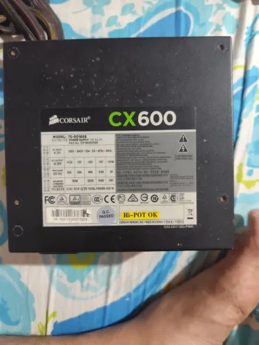 Fonte 600w Corsair