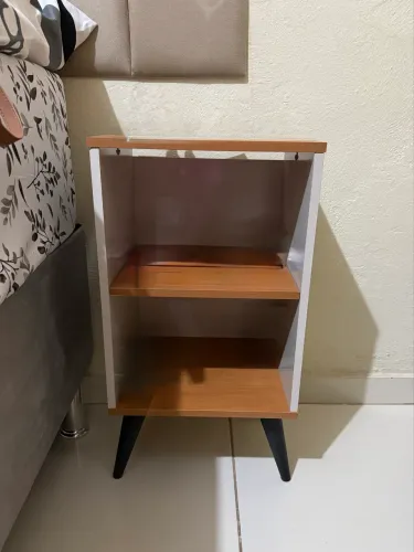 Mesa de Cabeceira