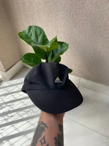 Boné Adidas