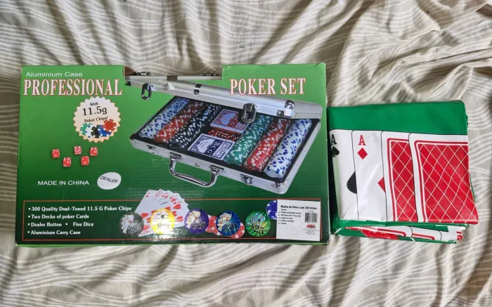 Vendo Maleta de Poker