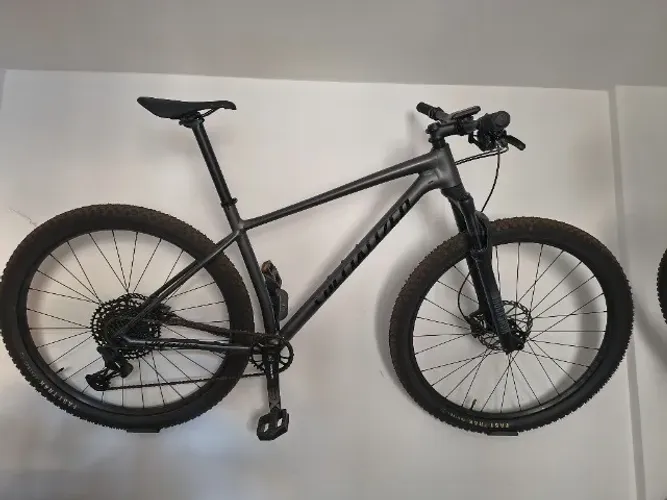 Bicicleta Specialized Chisel Hardtail - Quadro Tamanho L (19) Aro 29