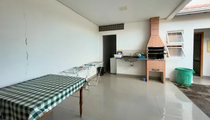 CASA À VENDA EM CONDOMÍNIO FECHADO - JARDIM IMPERIAL | CUIABÁ/MT