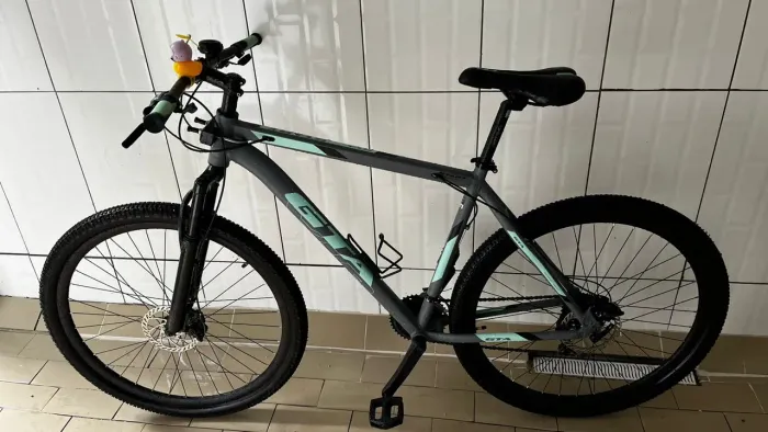 Bike semi nova