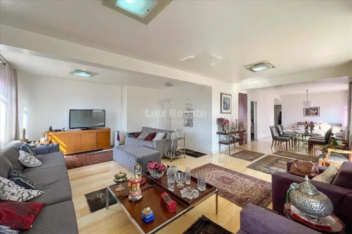 Apartamento à venda no bairro Gutierrez
