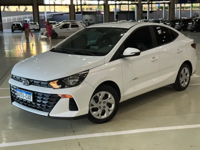 Hyundai HB20S Comfort Plus 1.0 Flex 12V Mec. 2025