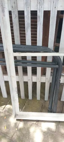 Cama de solteiro de ferro pesadacom estrado
