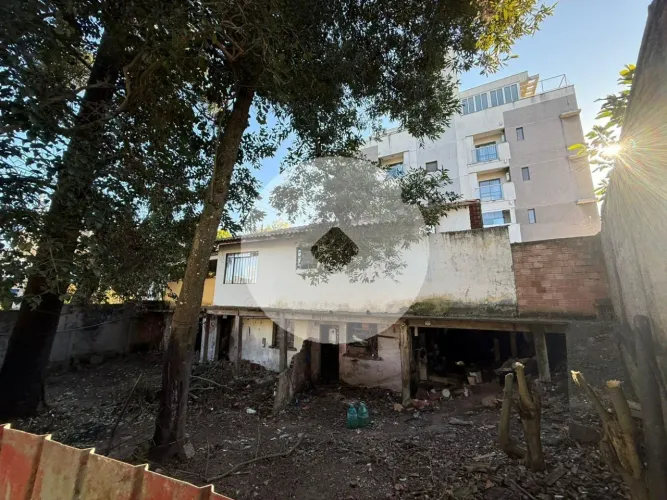 Excelente Terreno de esquina a venda no bairro Merces